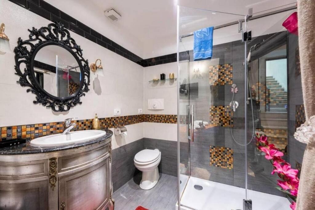 Apt 2 In The Historic Center Бари Екстериор снимка