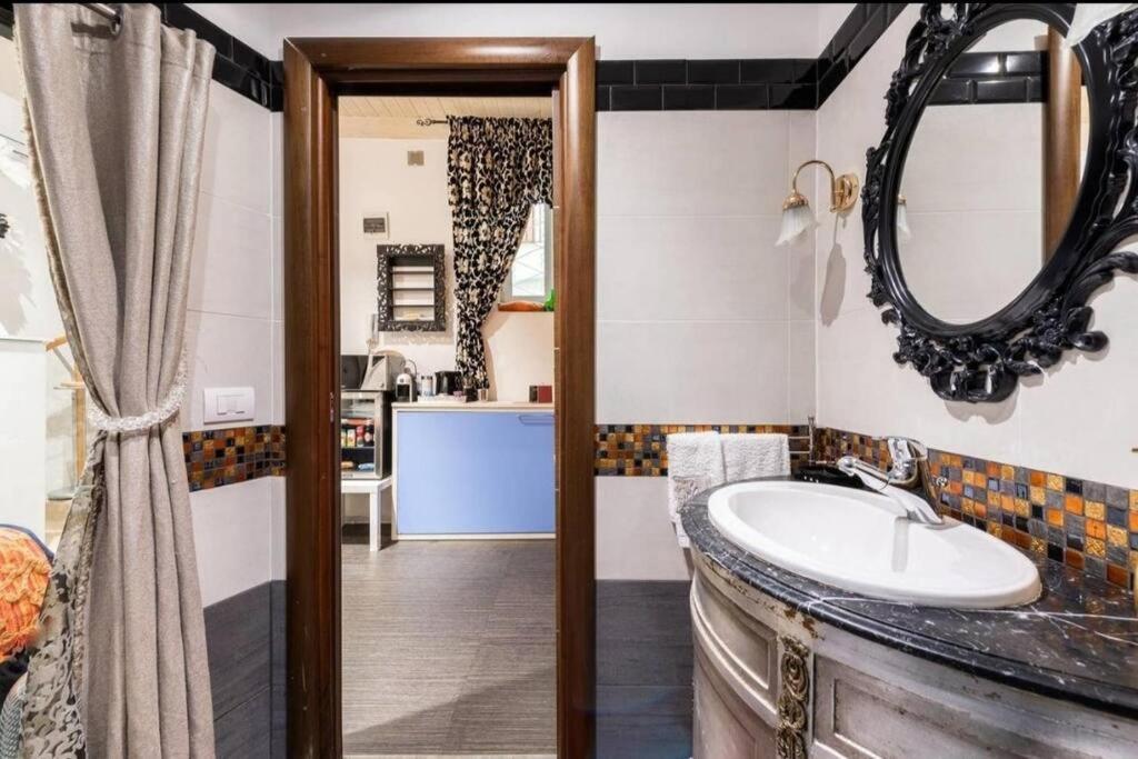 Apt 2 In The Historic Center Бари Екстериор снимка